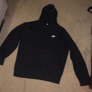 black nike pullover